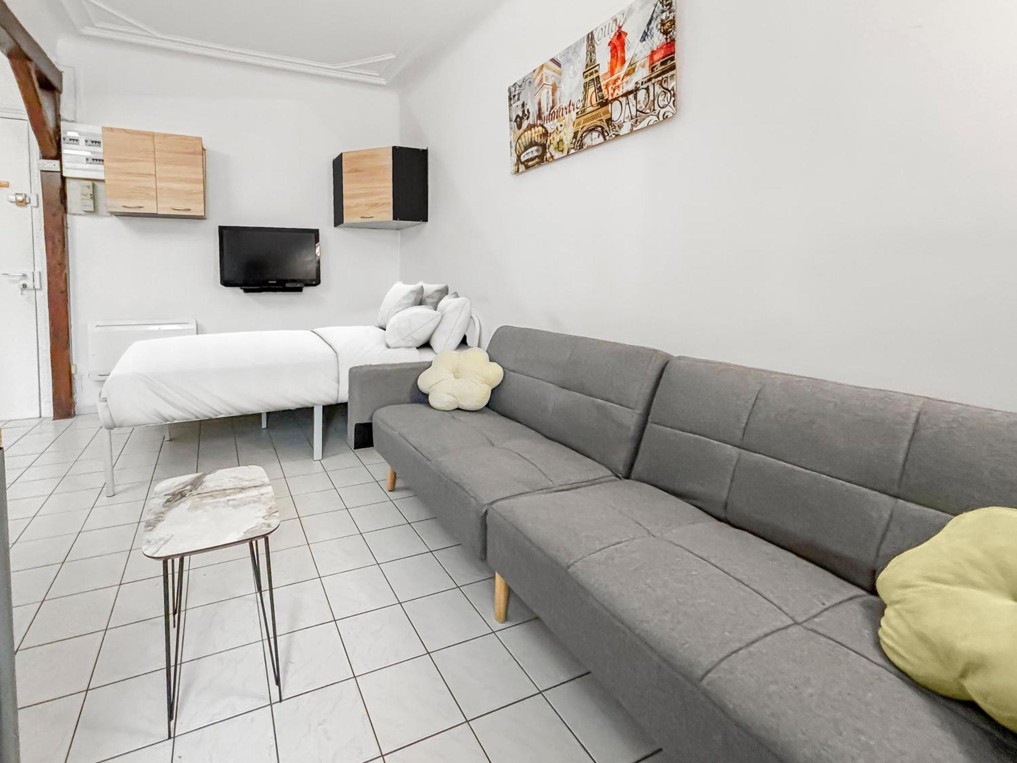 Le Studio De Savigny Luaran gambar
